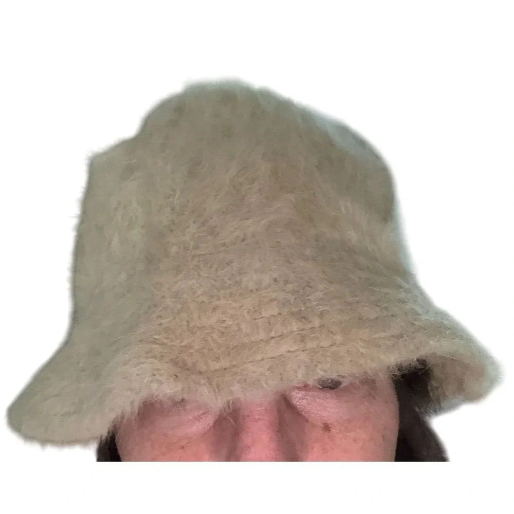 Vtg cappelli angora Fuzzy Beige Bucket Hat Unisex‎ Winter Casual wool soft cozy